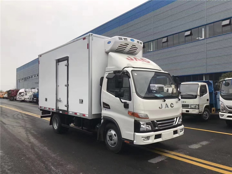 國(guó)六江淮駿鈴V5冷藏車(chē)