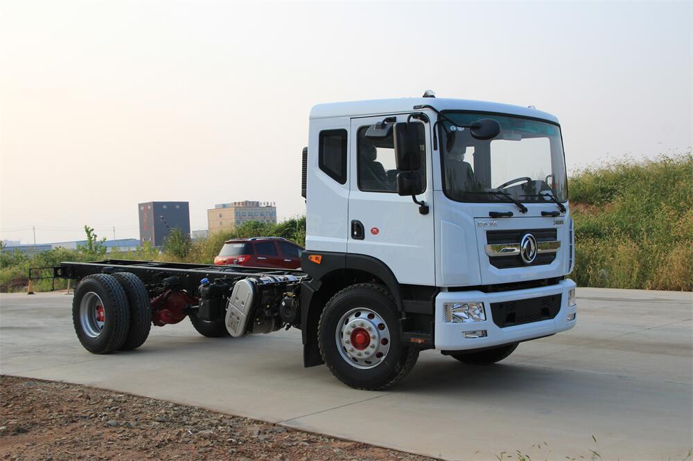 東風D9（4500，康機210）國六 內飾照片圖