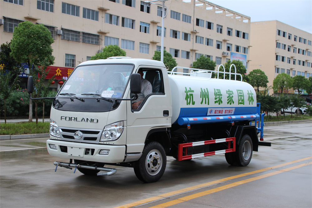 5方灑水車(chē)福田時(shí)代國(guó)三不上戶(hù)出口型灑水車(chē)