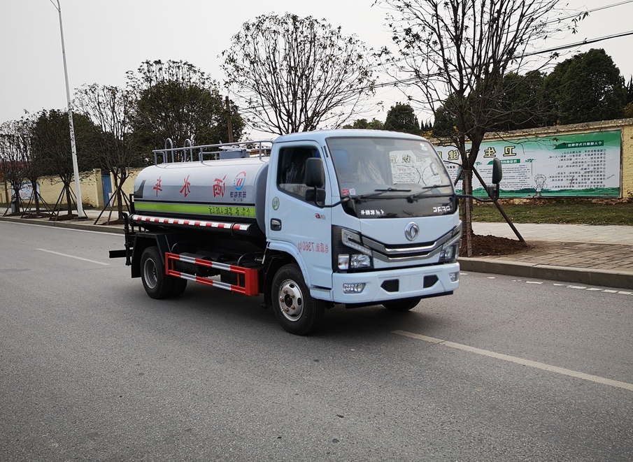 5噸灑水車(chē)-程力東風(fēng)多利卡國(guó)六5立方灑水車(chē)廠家價(jià)格