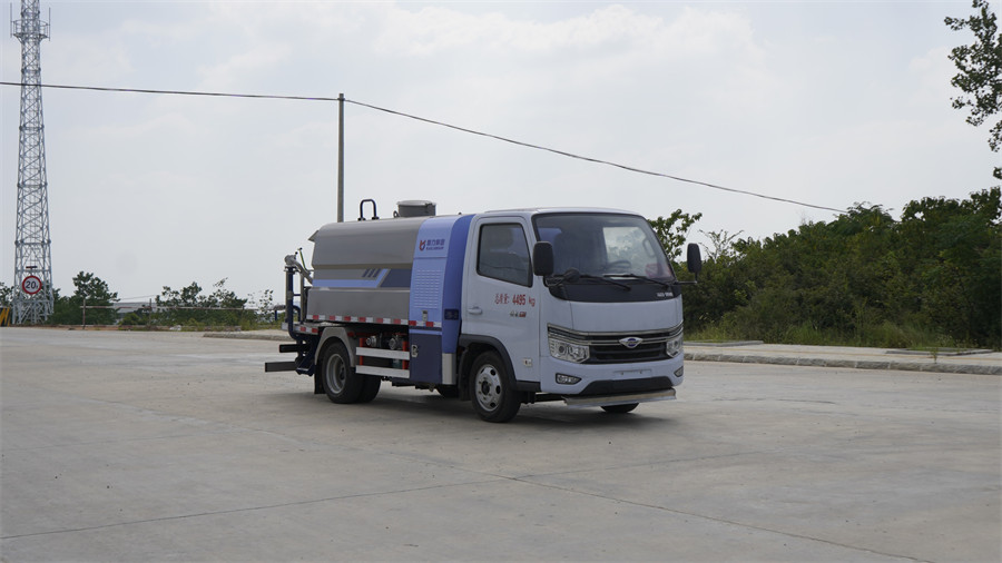 4方福田領(lǐng)航S1新能源純電動(dòng)霧炮灑水車  凱力